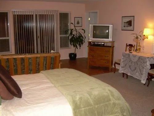 Davis Bay Bed & Breakfast Sechelt