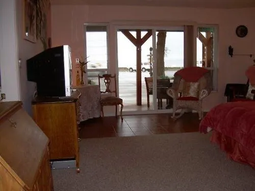 Davis Bay Bed & Breakfast Sechelt