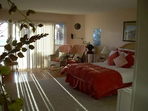 Davis Bay Bed & Breakfast Sechelt 2*,